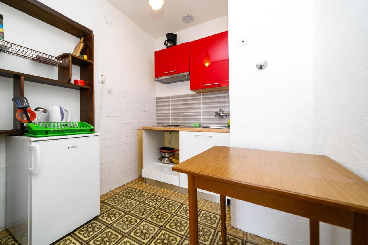 Guesthouse Ivkovic クルク エクステリア 写真